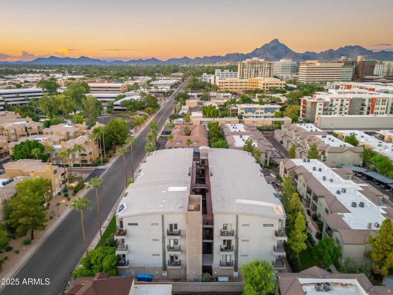 4525 N 22nd St UNIT 407 - 52