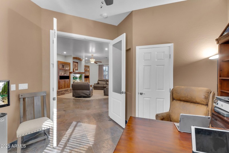 17-web-or-mls-221st-17