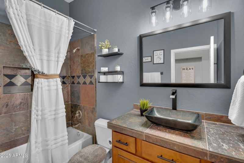 20-web-or-mls-221st-20