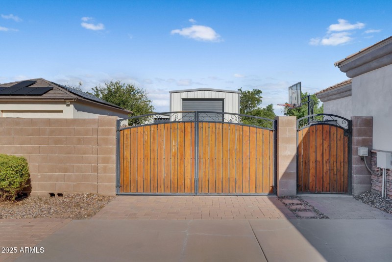 51-web-or-mls-221st-51