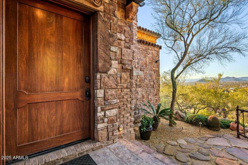 64-Guest House Entry