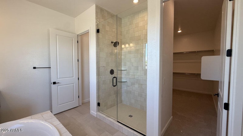 024 - Owner's Bathroom
