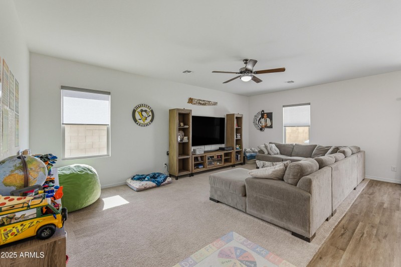 17648NMaddaloniAve-6