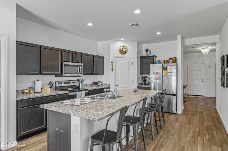 17648NMaddaloniAve-8