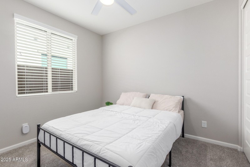 2nd bedroom 24 Durant