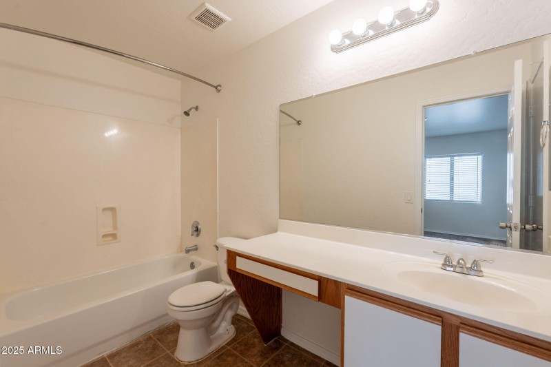 23-web-or-mls-Rosewood-23