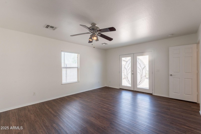 36-web-or-mls-Rosewood-36