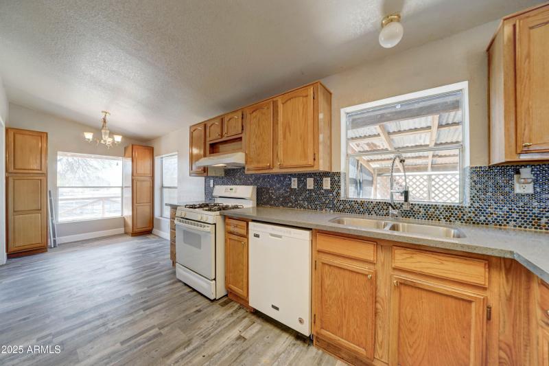 23402 S Manzanilla Rd-10