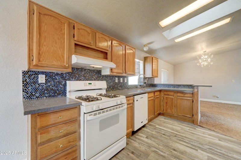 23402 S Manzanilla Rd-13