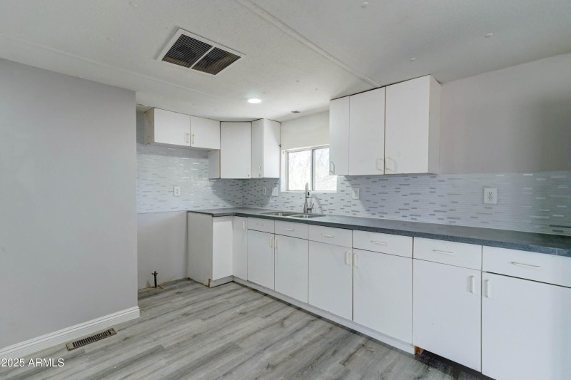 23402 S Manzanilla Rd-38