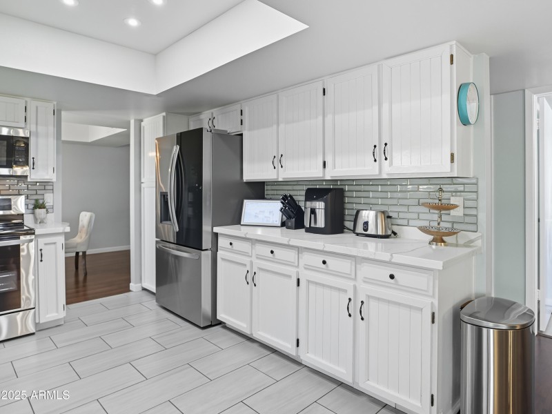 High Resolution00008