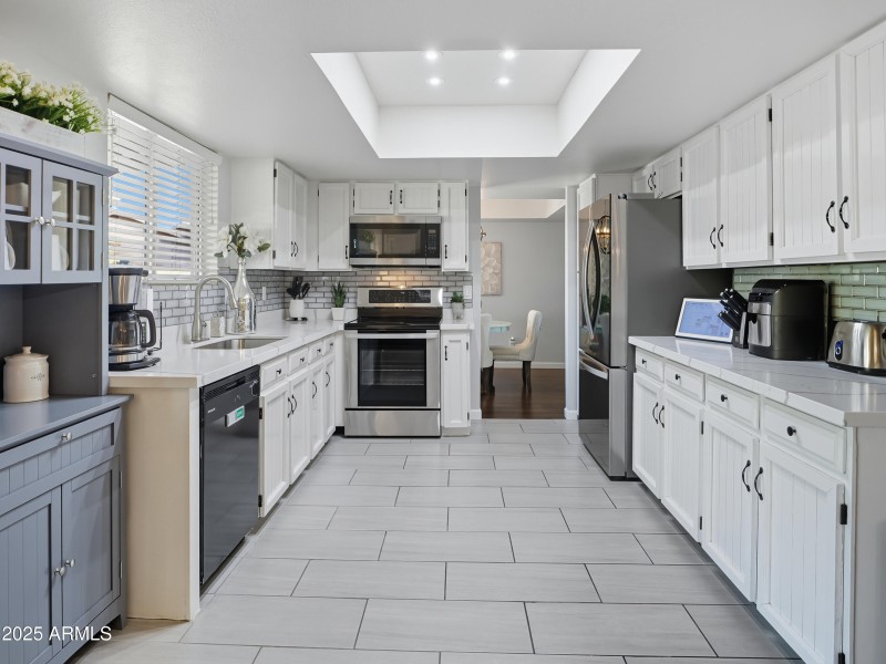 Standage kitchen_ HR0006