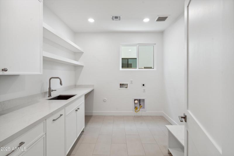 Laundry /Mud room