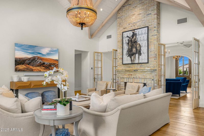07family room2