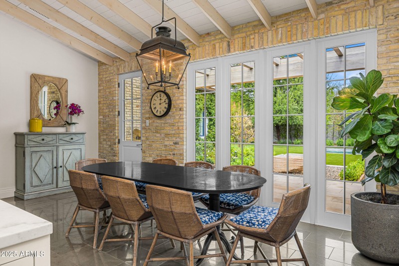 14dining room