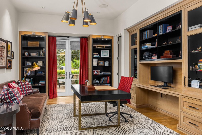 21home office