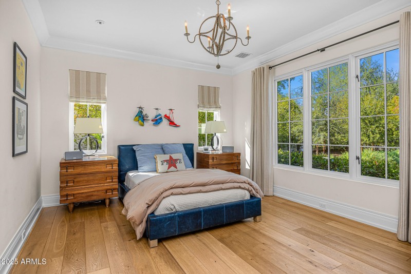 40guest bedroom4