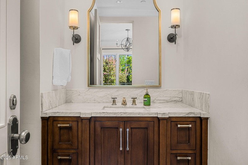 41guest bathroom4