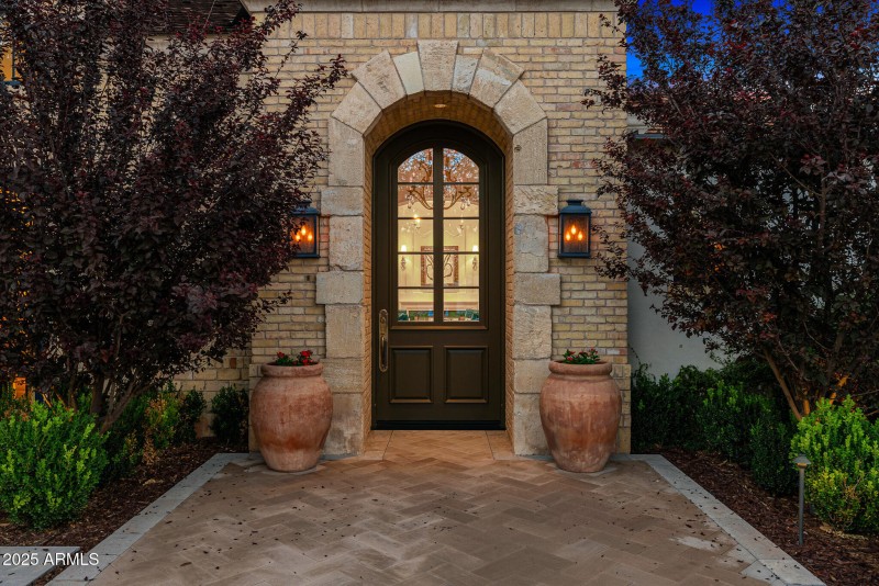 60front door_twilight