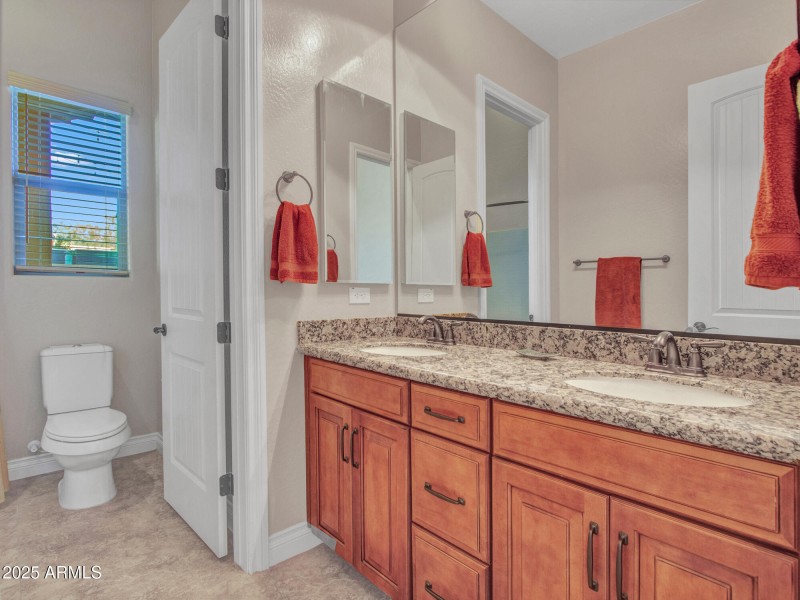 12-Bedroom-suite-(1)