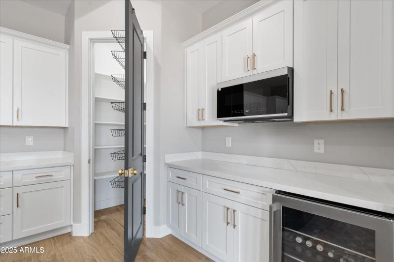 14-Kitchen and Pantry