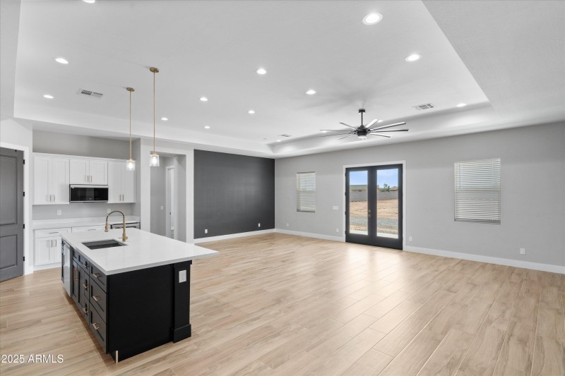 15-Kitchen to Dining and Family