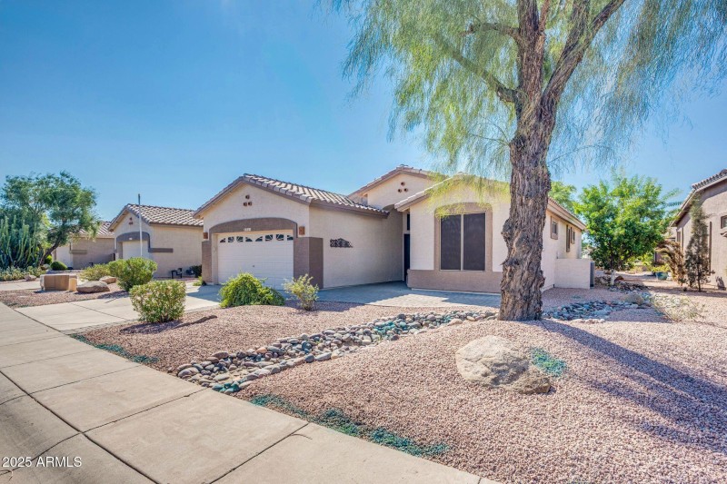 4551 E Sycamore Ct-2