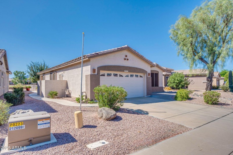 4551 E Sycamore Ct-3