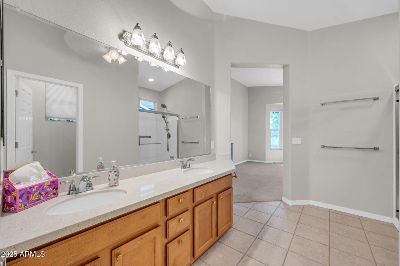 4551 E Sycamore Ct-15