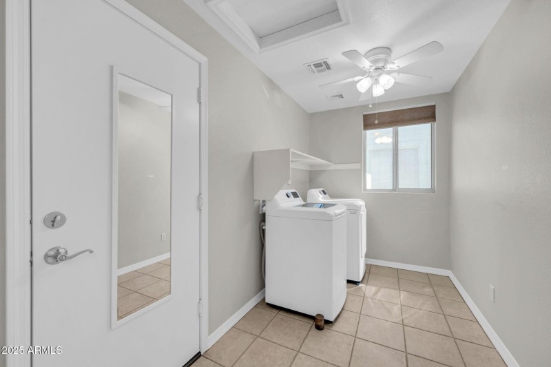 4551 E Sycamore Ct-27