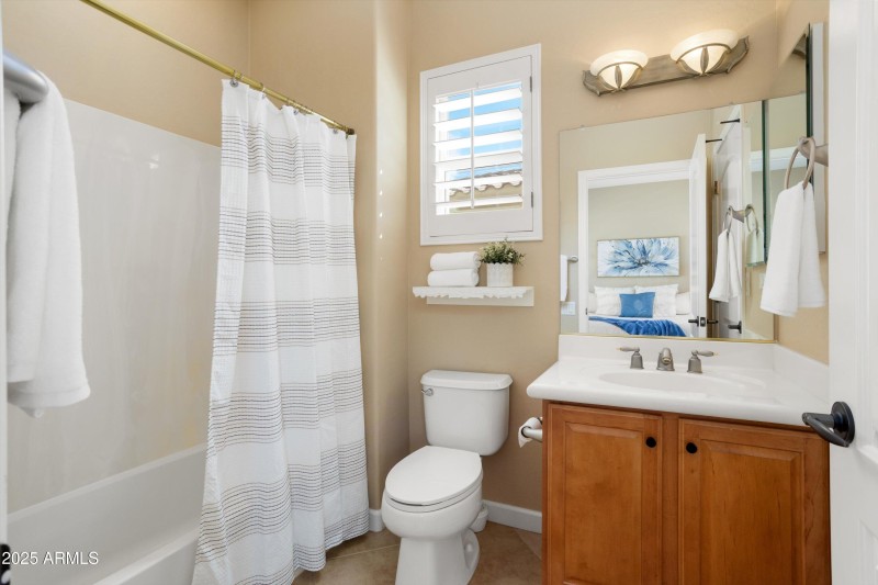 34-Guest Bathroom