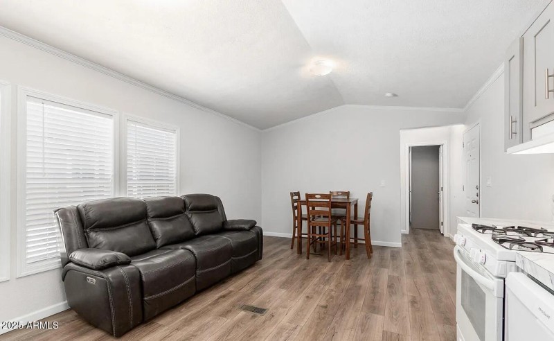 2bbf1395e102e23a8ef8ddfd37682df3-uncropp