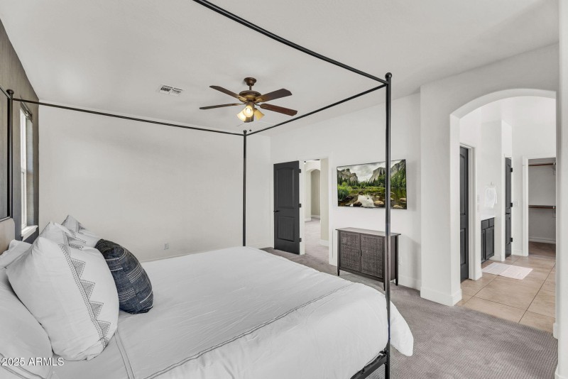 28-web-or-mls-3752 E Robin Ln-28