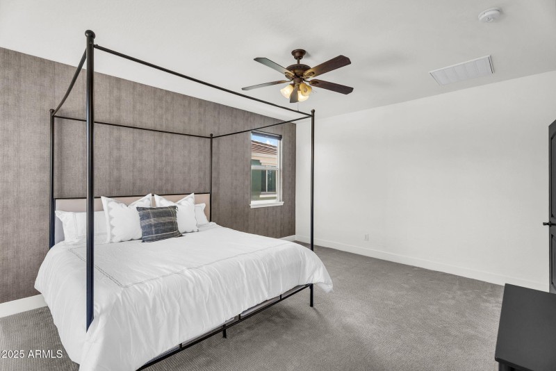 29-web-or-mls-3752 E Robin Ln-29