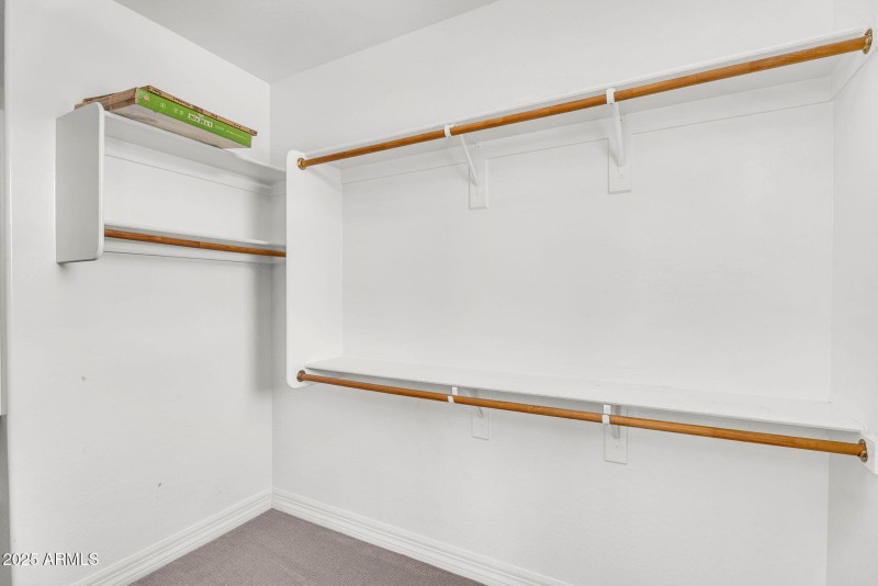 35-web-or-mls-3752 E Robin Ln-35