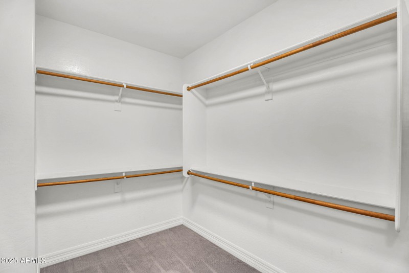 36-web-or-mls-3752 E Robin Ln-36