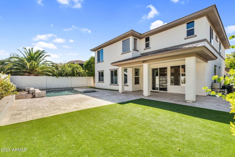 48-web-or-mls-3752 E Robin Ln-56