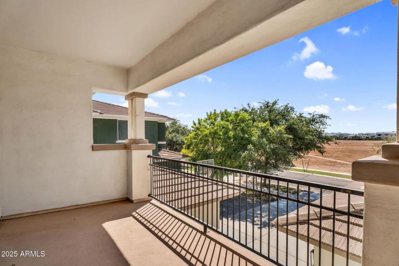 56-web-or-mls-3752 E Robin Ln-48