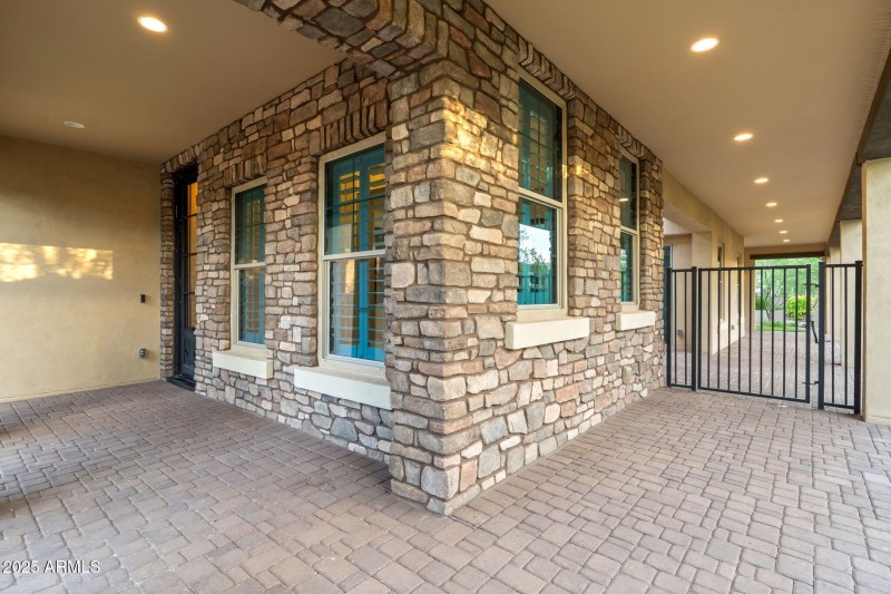 Pet friendly yard fenced