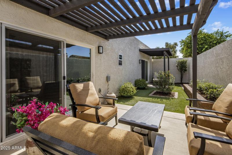 1-web-or-mls-D46A5926