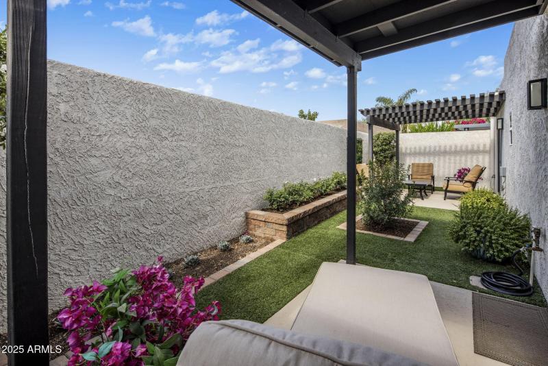 4-web-or-mls-D46A5951