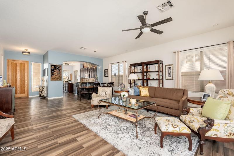 14734 E Crested Crown - 11