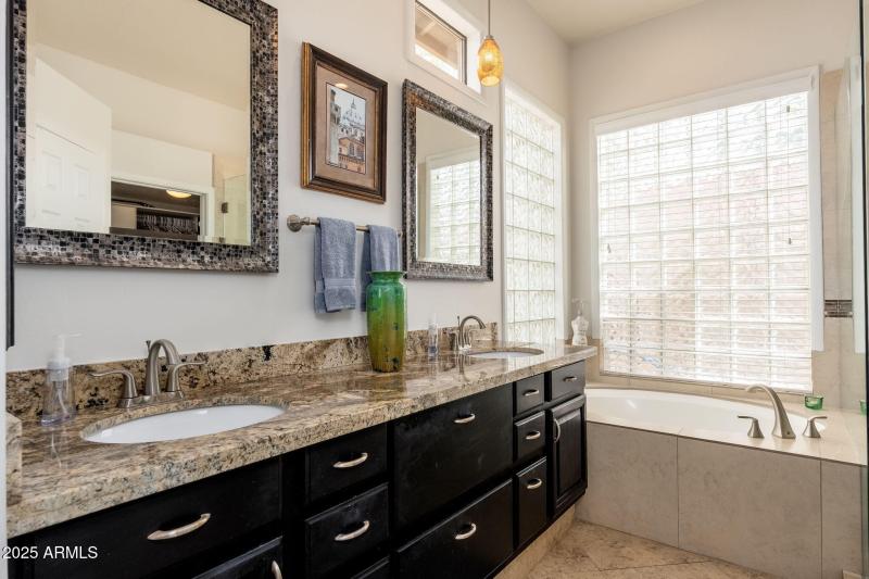 14734 E Crested Crown - 26