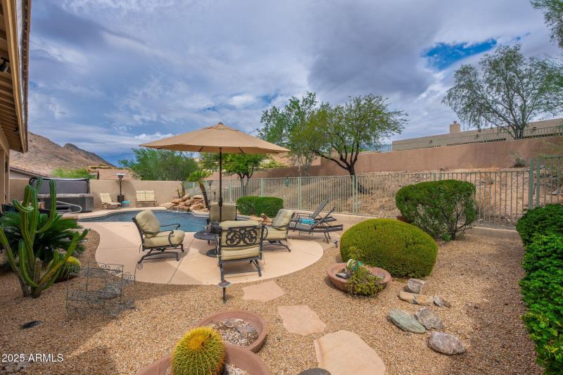 14734 E Crested Crown - 45