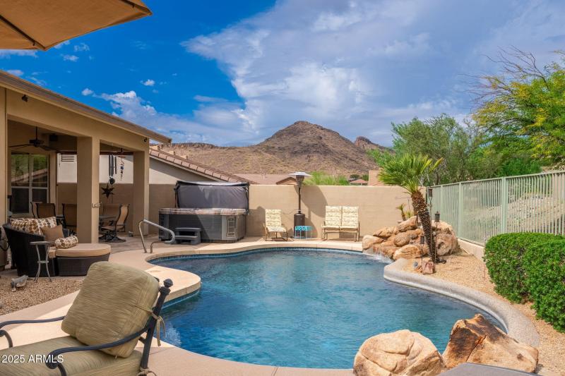 14734 E Crested Crown - 47