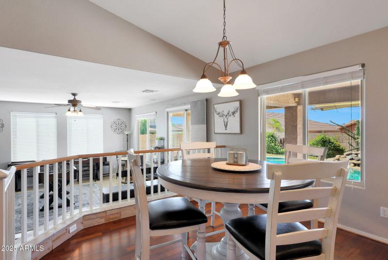 B (14) Breakfast Nook