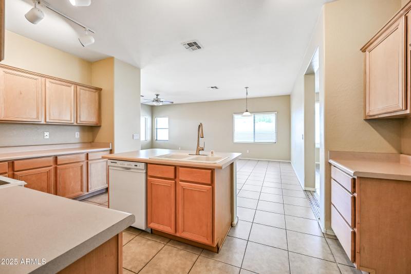 14-14256N162L-ocupix