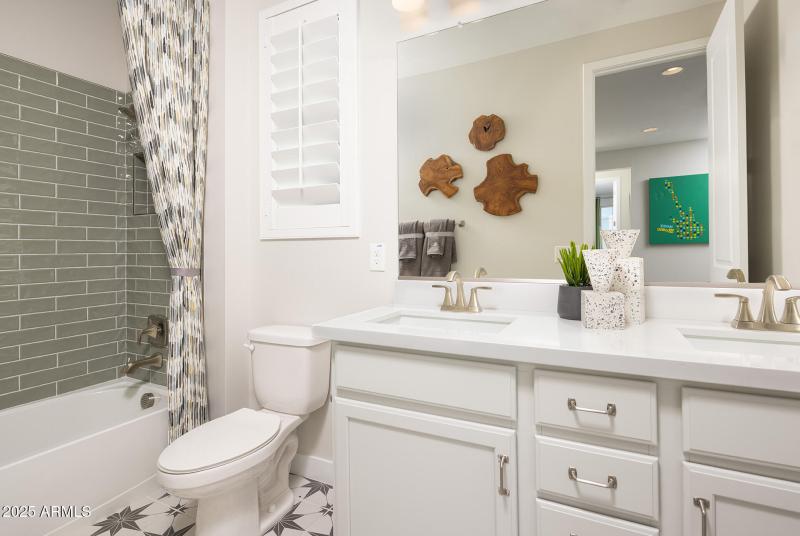 20573 E Via Del Jardin