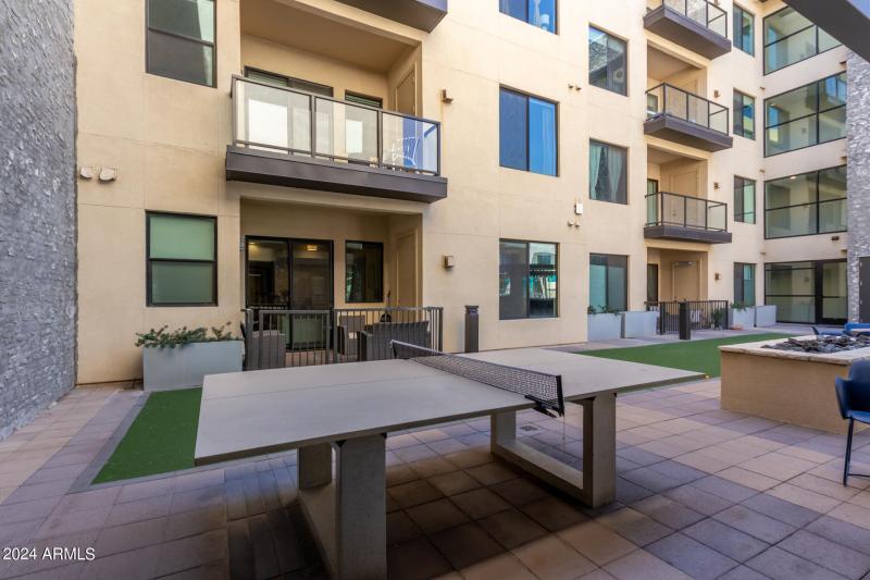 0033-33 - Earll 7300