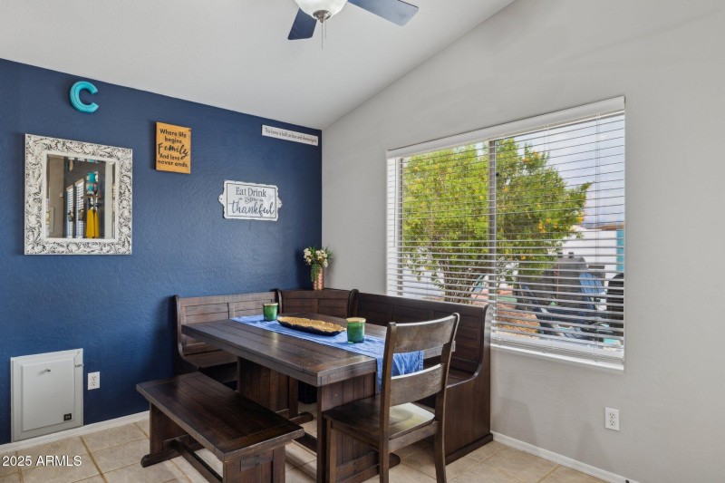 9-web-or-mls-15084-w-polk-st